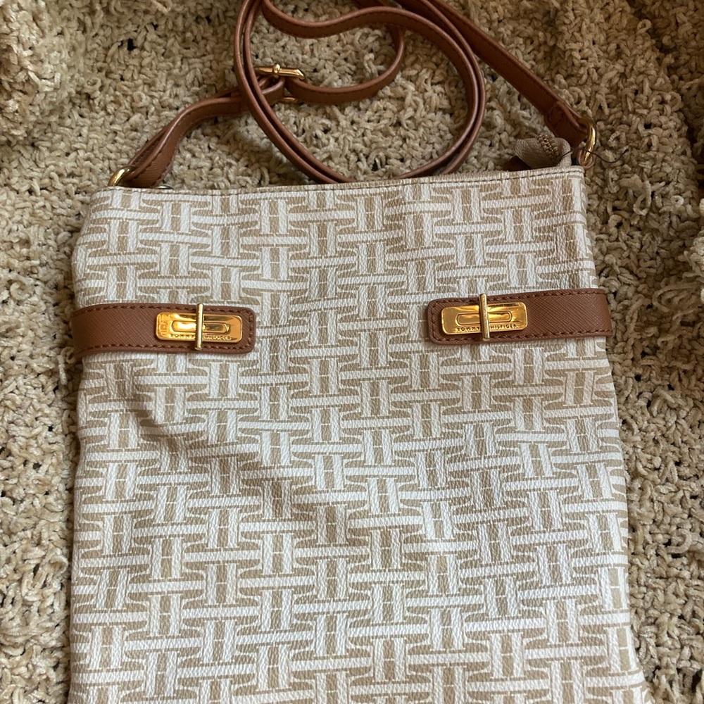 Tommy Hilfiger cross body bag
